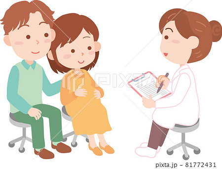 問診を受けるにこやかな表情の妊婦と夫 81772431