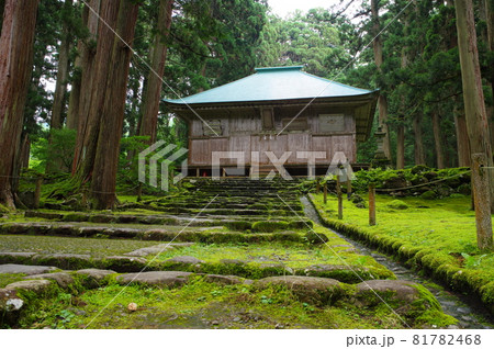 白山平泉寺　拝殿 81782468