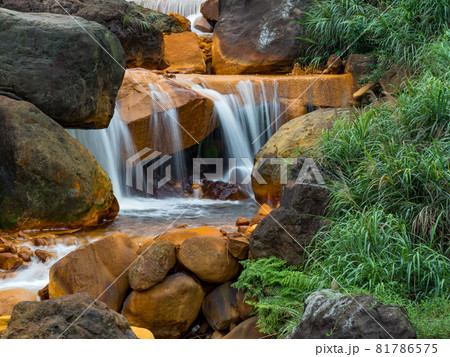 滝 瀧 瀑布 81786575