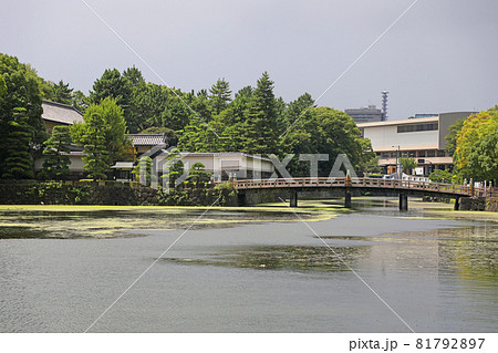 平川門と木橋 81792897