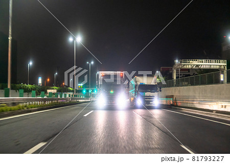 《東京都》トラックドライバー・運送業 《東京都》トラックドライバー・運送業 81793227