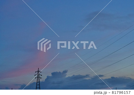 黄昏時と鉄塔 黄昏時と鉄塔 81796157
