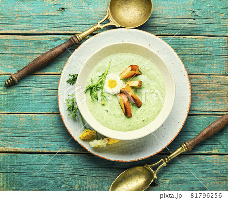 Vegetable summer soup, puree soup 81796256