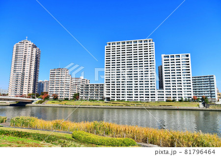 千住汐入大橋周辺を望む(東京都荒川区)【2020.11】 81796464