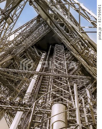 フランス・パリ エッフェル塔 / The Eiffel Tower, Paris, France 81799661