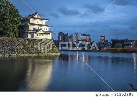 《愛知県》名古屋城 西北隅櫓 夜景 《愛知県》名古屋城 西北隅櫓 夜景 81802395