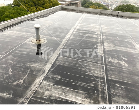 老朽化した屋上防水 老朽化した屋上防水 81806591