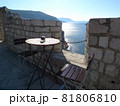ドブロブニクの城壁のカフェ 81806810