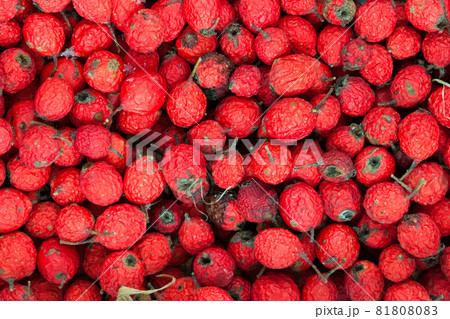 Dried rose hips 81808083