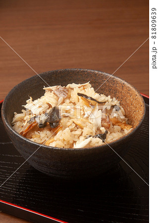 焼き鯖の炊き込みご飯 焼き鯖の炊き込みご飯 81809639