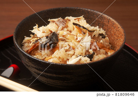 焼き鯖の炊き込みご飯 81809646