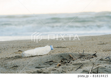 海洋ゴミ　マイクロプラスチック　 81814415