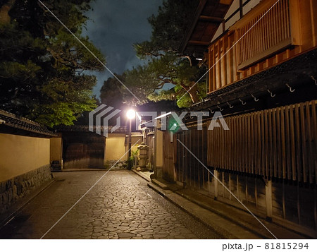 江戸時代の街並み 81815294