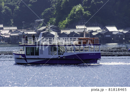 伊根 伊根湾めぐり遊覧船 京都府与謝郡伊根町 伊根 伊根湾めぐり遊覧船 京都府与謝郡伊根町 81818465