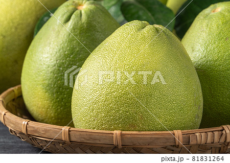 フルーツ 果物 果実 81831264