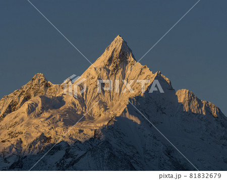雲南省 梅里雪山 メツモ Mianzimu, Meili Snow Mountain, China 雲南省 梅里雪山 メツモ Mianzimu, Meili Snow Mountain, China 81832679