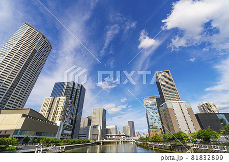 水都大阪　中之島の都市風景　ほたるまち周辺　2021年9月上旬 81832899