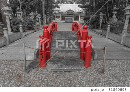 漆部神社 81840693