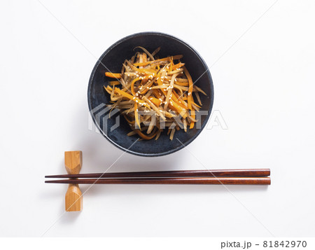 きんぴらごぼう 81842970