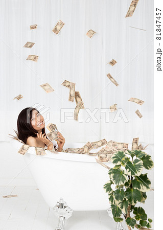 大金が舞い込む（降ってくる）イメージ 81847457