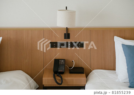 ホテルの部屋の電話 81855239