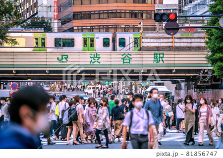 日本の東京都市景観 3兆円大幅超の赤字(五輪・パラ)と驚愕の試算が…。渋谷は脅威の人流=9月10日 日本の東京都市景観 3兆円大幅超の赤字(五輪・パラ)と驚愕の試算が…。渋谷は脅威の人流=9月10日 81856747