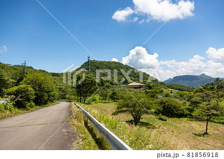 内山牧場と物見岩・荒船山 81856918