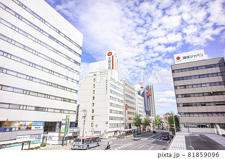 新潟市　萬代橋通り 81859096