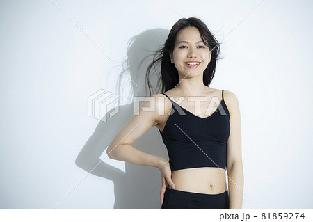スポーツ　フィットネス　ダイエット　 81859274