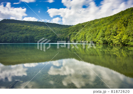 青森県八甲田 夏の終わりの蔦沼の風景 青森県八甲田 夏の終わりの蔦沼の風景 81872620