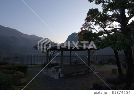 中津市（耶馬溪町）　耶馬溪ダム 81874554