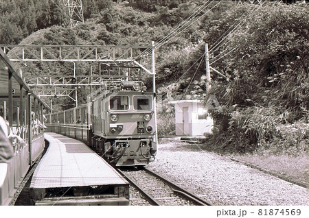 昭和51年　黒部峡谷鉄道　トロッコ列車　富山県　記録写真 81874569