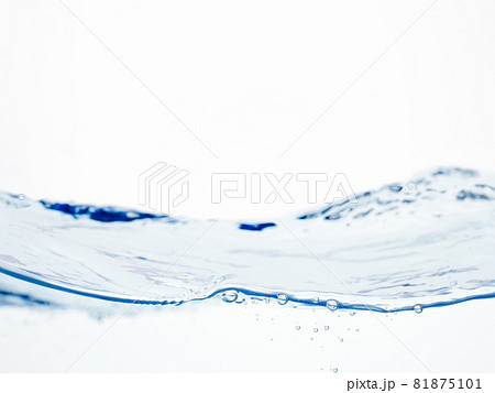 水　水面　流れ　 81875101