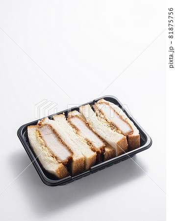 ロースカツサンド弁当 81875756