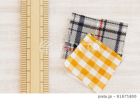 ハギレの活用　定規　寸法を測る 81875800