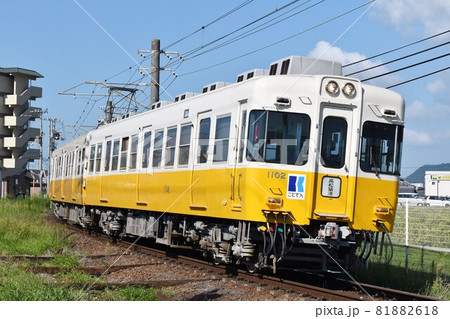 高松築港へ向けて快走する高松琴平電気鉄道1100形 高松築港へ向けて快走する高松琴平電気鉄道1100形 81882618