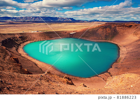 Volcano crater Viti Volcano crater Viti 81886223