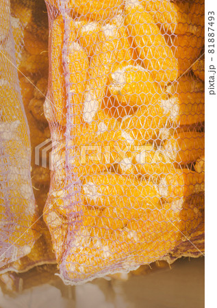 Corn cobs in mesh bag Corn cobs in mesh bag 81887493