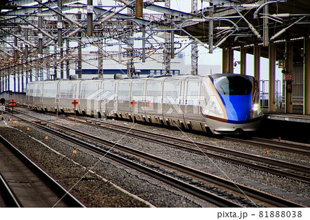 新幹線E7系は金沢・新潟へ… 上越・北陸新幹線 新幹線E7系は金沢・新潟へ… 上越・北陸新幹線 81888038