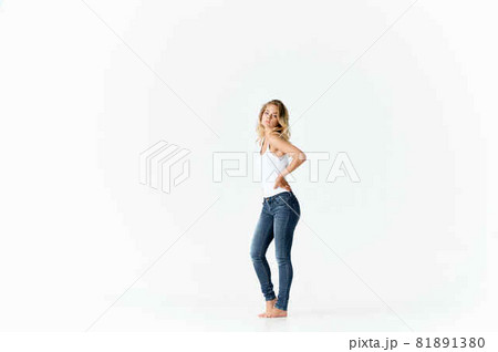 Woman jumping movement sport workout exercise 81891380