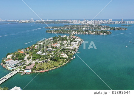 Aerial view of Venetian Causeway and Miami Beach, Florida. Aerial view of Venetian Causeway and Miami Beach, Florida. 81895644