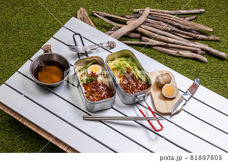 韓国料理　じゃじゃ麺　Korean food Jajamen  81897603