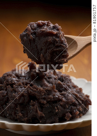 粒あん　テーブル 81901757