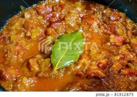 手作りトマトソース 81912875