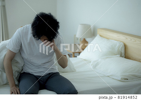男性　寝室 81914852