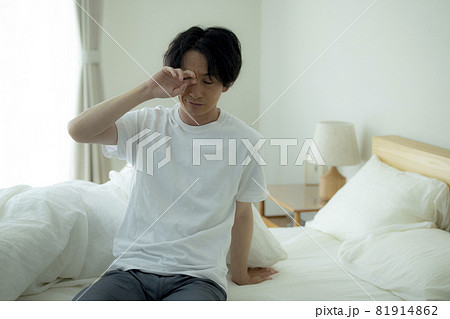 男性　寝室 81914862