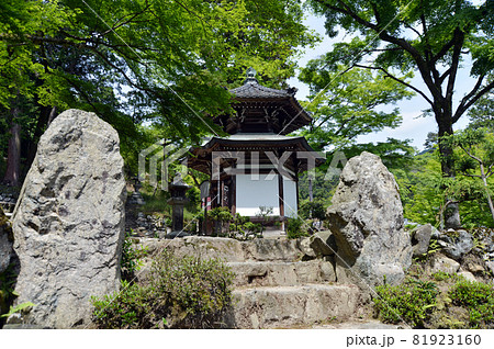 日吉大社　六角地蔵堂　滋賀県大津市坂本 81923160