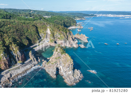 空撮「岩手県」久慈市・小袖海岸 空撮「岩手県」久慈市・小袖海岸 81925280