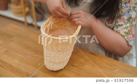 女性 女 女の子 81927506