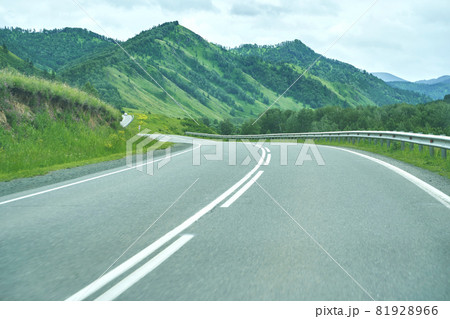 Vacation roadtrip landscape. Altai mountains. Multa region. 81928966